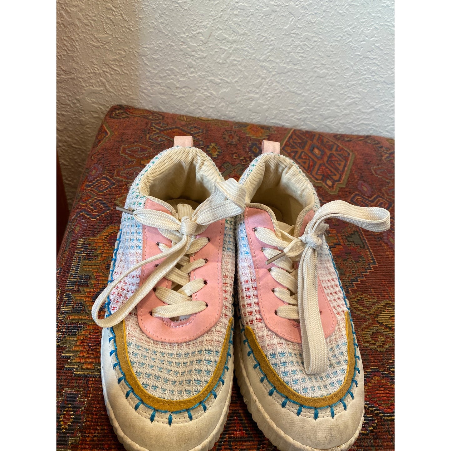 Nicole Miller Girls Patchwork Quirky Eclectic Sneakers 3 Adorable GrannyCore
