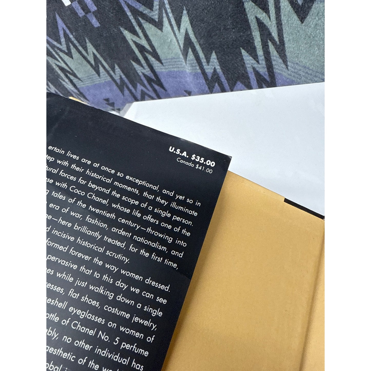 Coco Chanel and the Pulse of History Book Fashion Glamour Vogue Girly