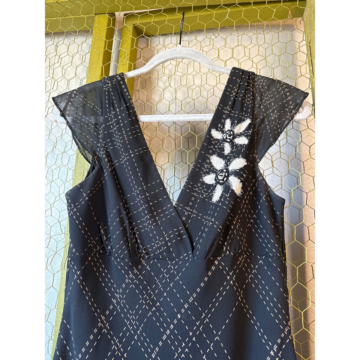 Y2K Vintage BCBG Max Azria Black Dress 8 Silk Flowy Hilary Duff Disney 90s SATC