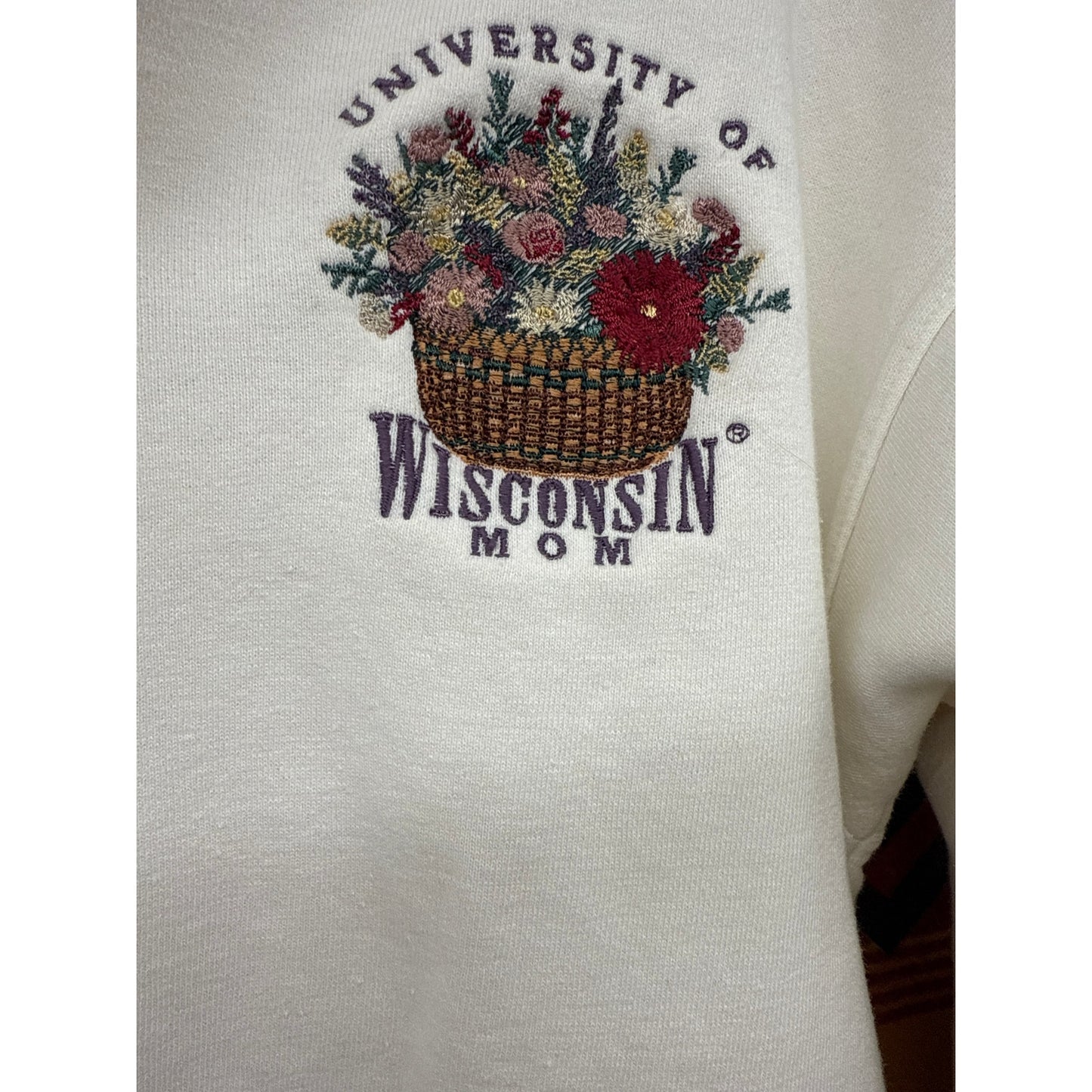 UW Uni Wisconsin Quarter Zip Floral Embroidered Mom Cheyenne River White Small