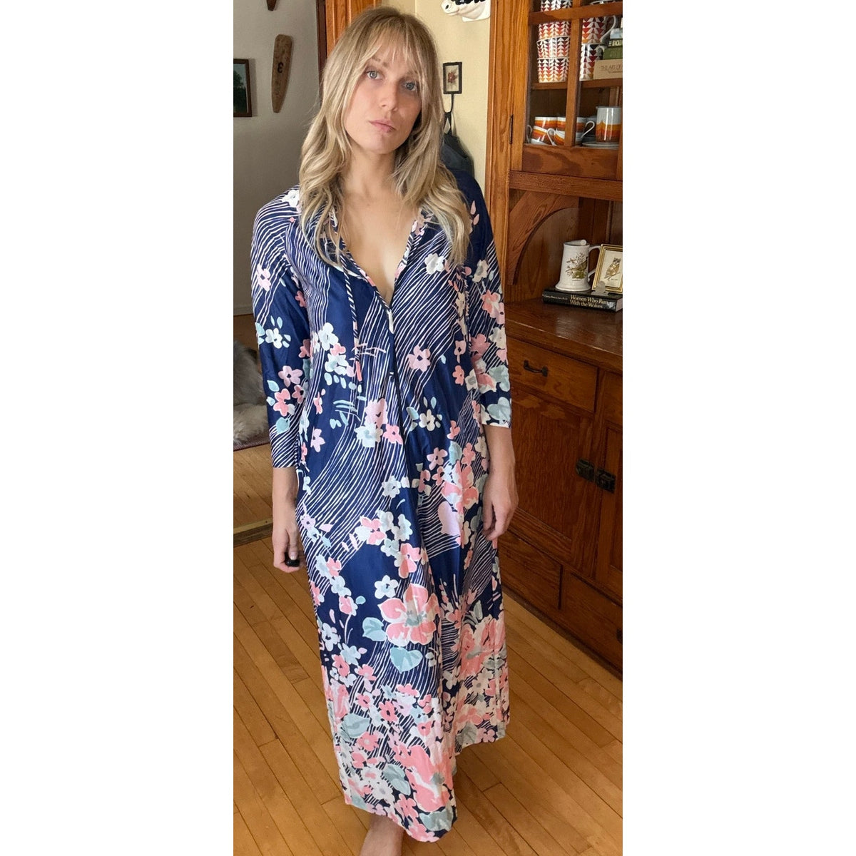 Vintage 60s 70s House Coat Robe Blue Floral Large Retro Boho Cher Dolly Parton
