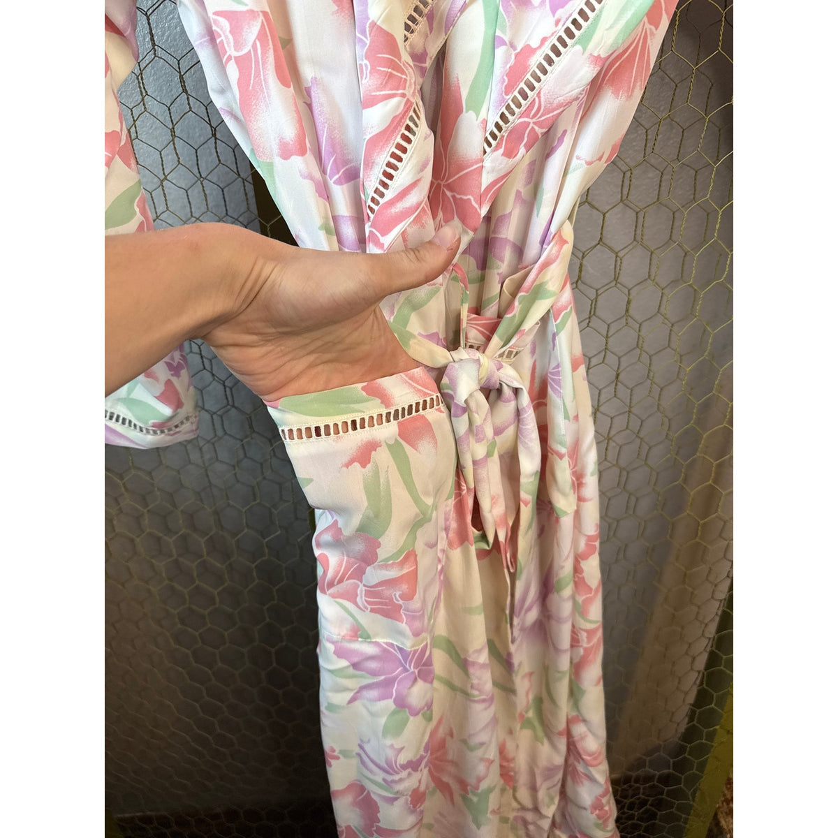 80s Vintage Victoria's Secret Floral Robe Iris Deadstock Large Parton Pastel