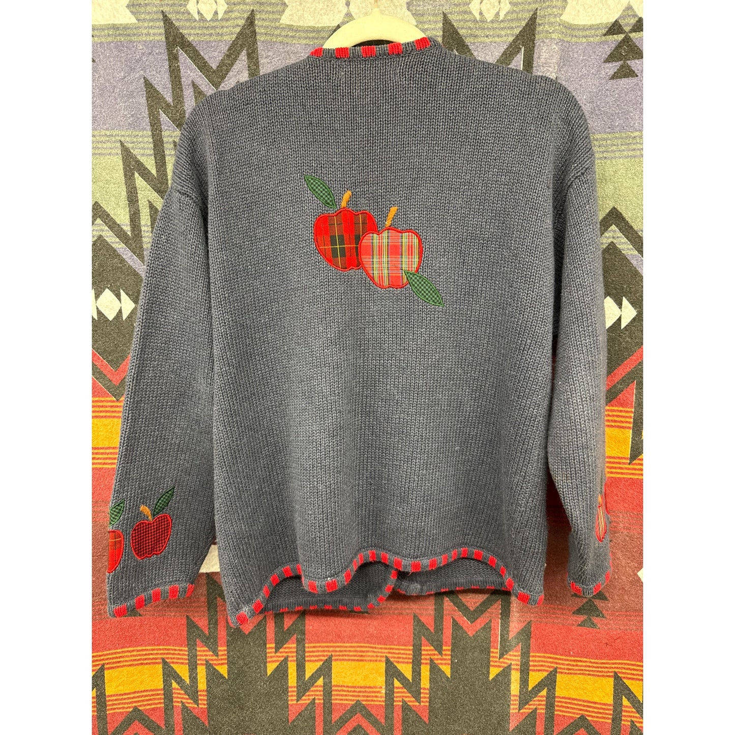 Mandal Bay Small Petite Vintage Cardigan Sweater Apple Embroidery Teacher Fall