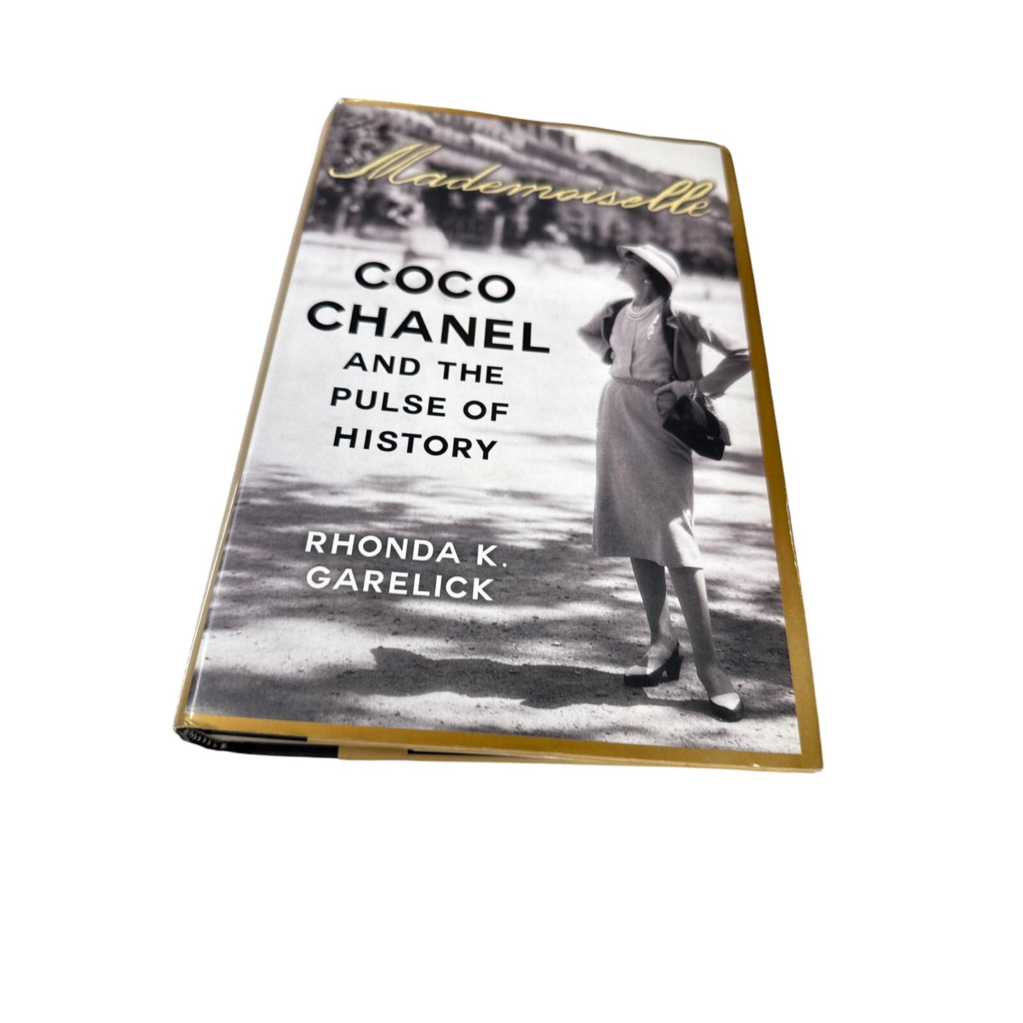Coco Chanel and the Pulse of History Book Fashion Glamour Vogue Girly
