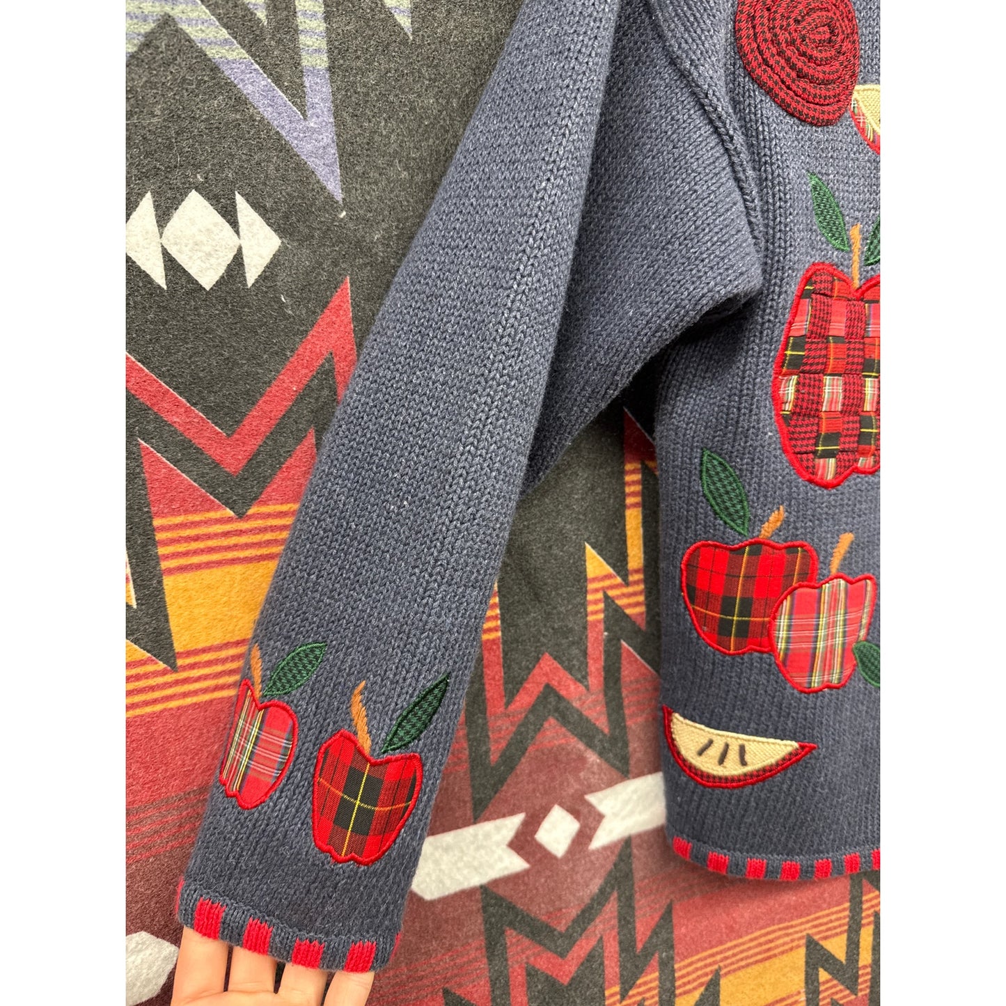 Mandal Bay Small Petite Vintage Cardigan Sweater Apple Embroidery Teacher Fall