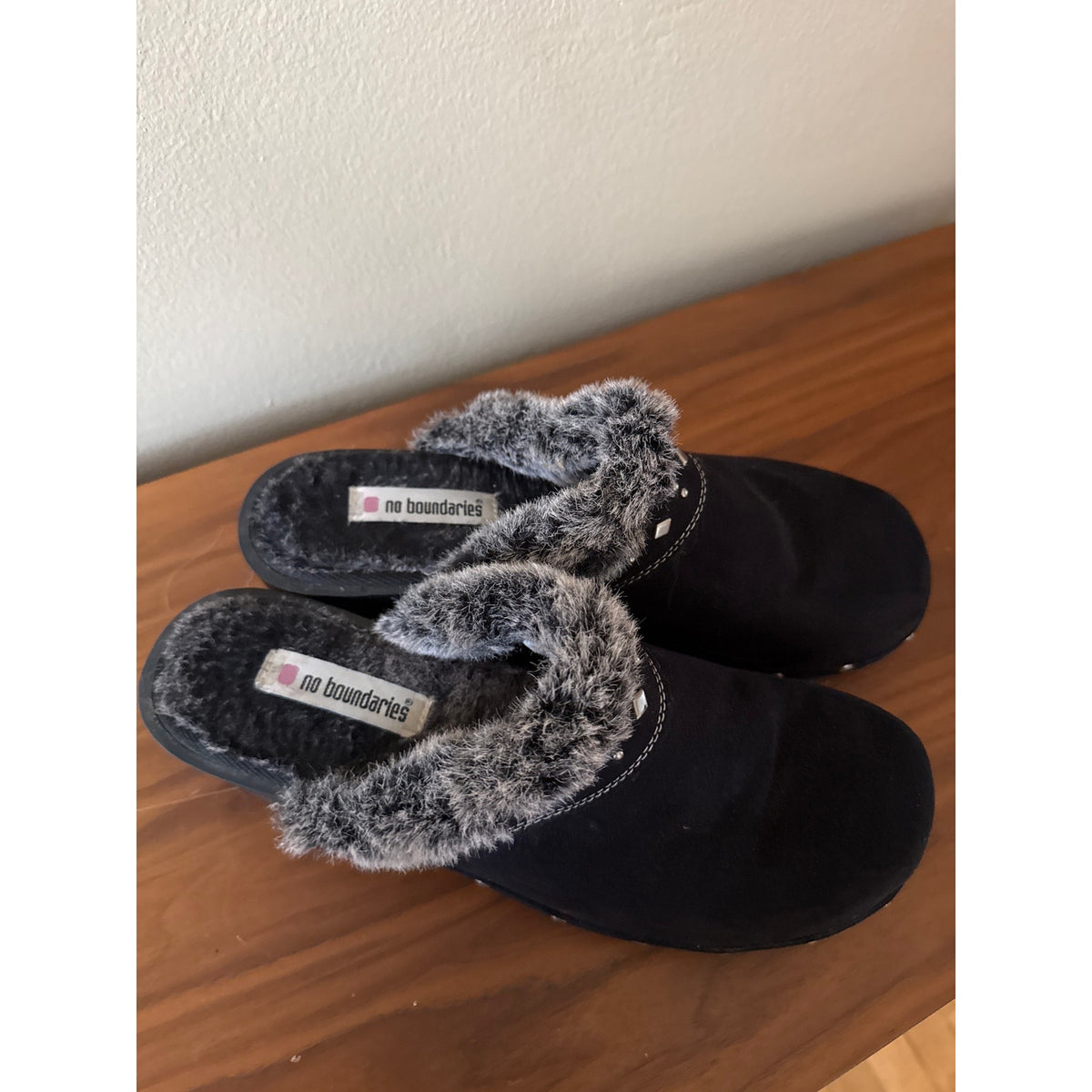 Vintage No Boundaries Black Mules Clogs 11 Fuzzy Y2K 90s Hot Topic Whimsygoth