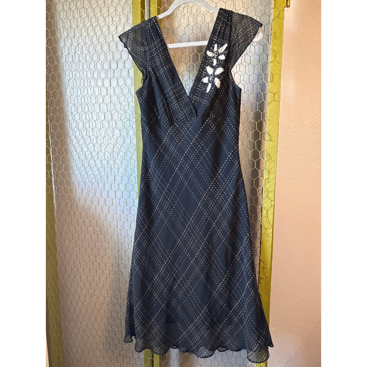 Y2K Vintage BCBG Max Azria Black Dress 8 Silk Flowy Hilary Duff Disney 90s SATC